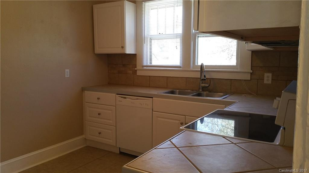 19 Jeffress Avenue - Photo 5