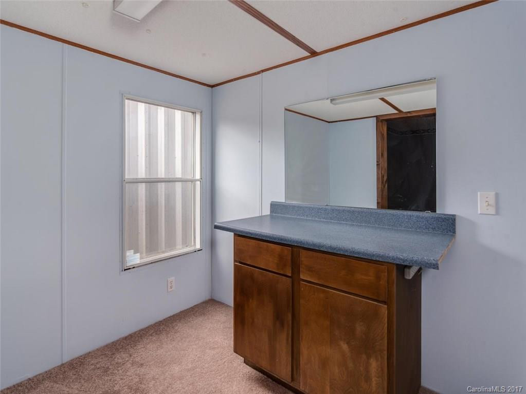 25 Mace Road - Photo 12