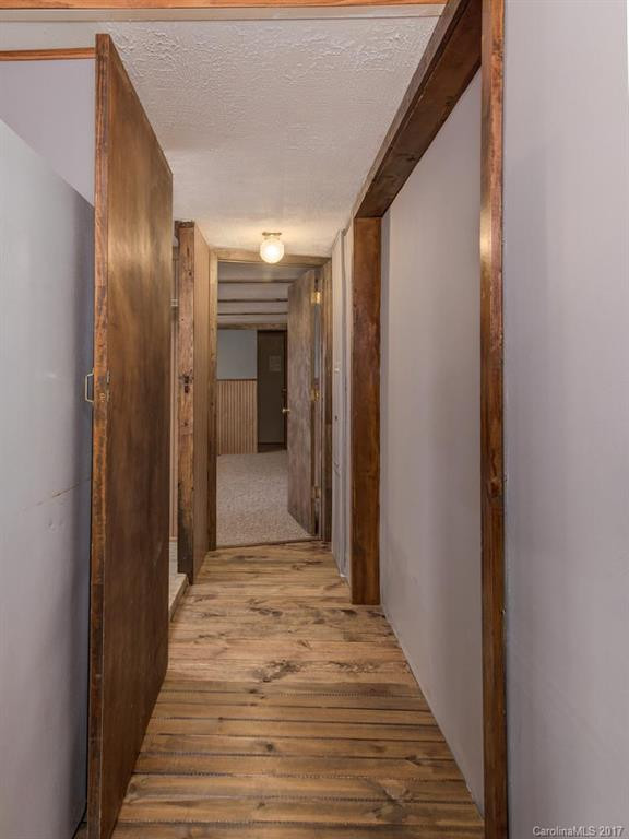 25 Mace Road - Photo 8
