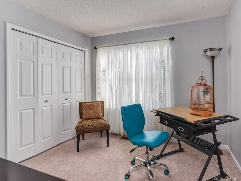 26 Woodridge View Court #45 - Photo 13