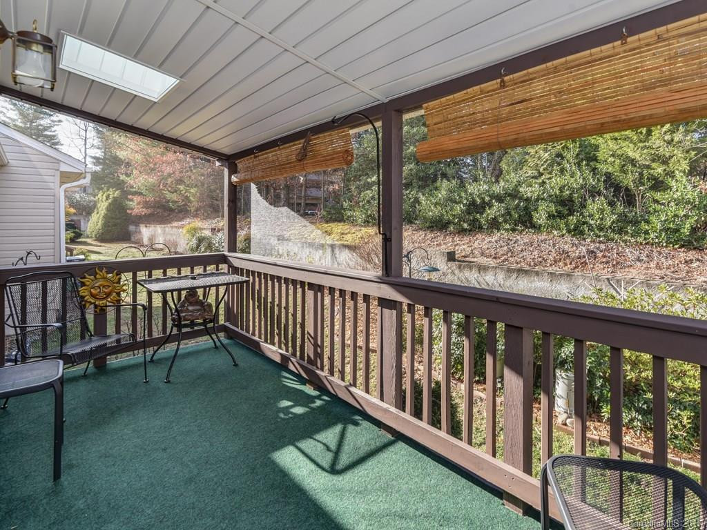 26 Woodridge View Court #45 - Photo 16