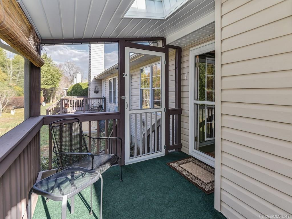 26 Woodridge View Court #45 - Photo 17