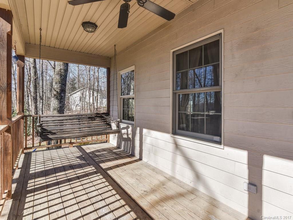 105 Mountain Meadow Road - Photo 2