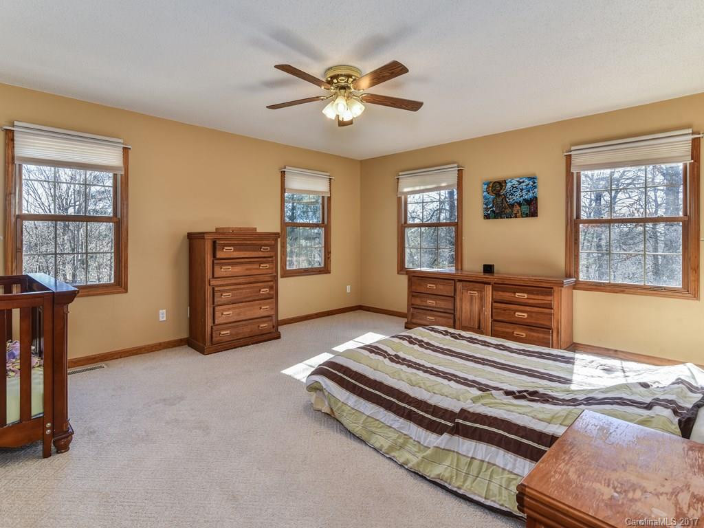 105 Mountain Meadow Road - Photo 11