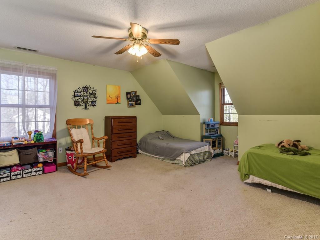 105 Mountain Meadow Road - Photo 16