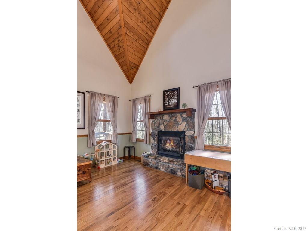 105 Mountain Meadow Road - Photo 5