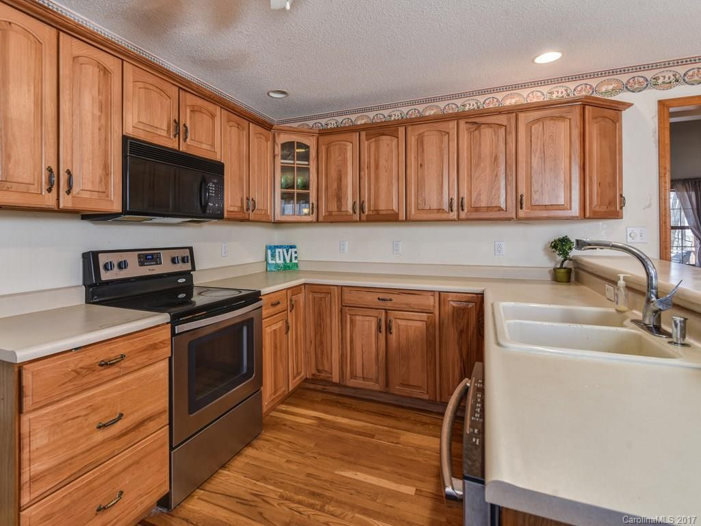 105 Mountain Meadow Road - Photo 7