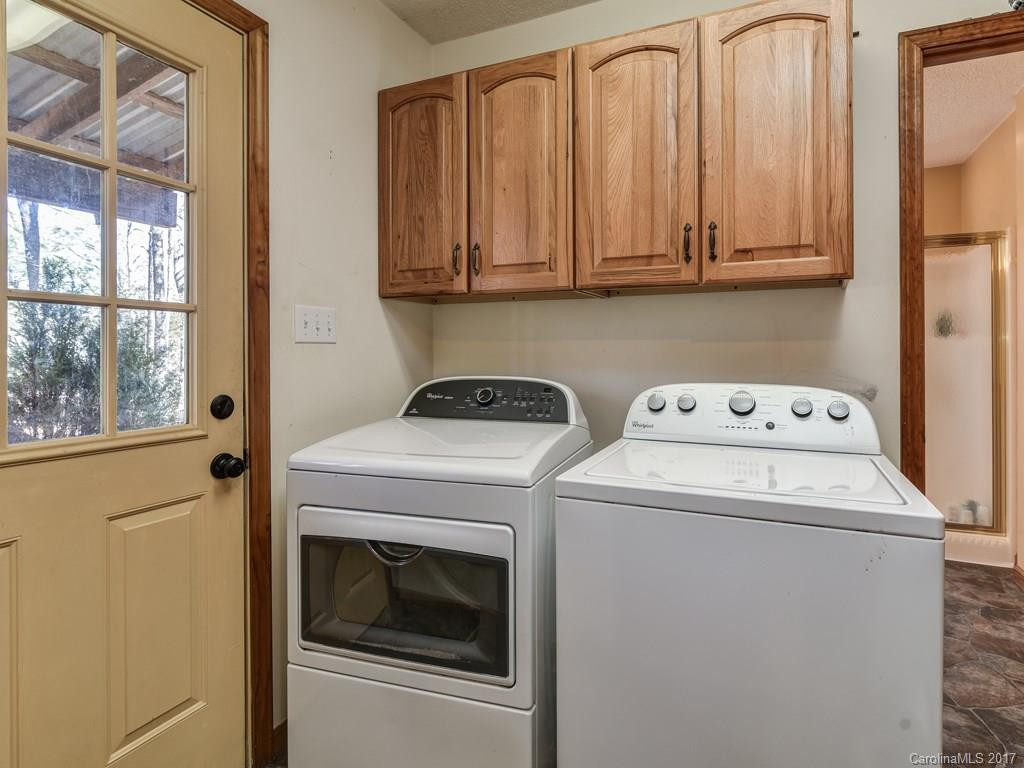 105 Mountain Meadow Road - Photo 10