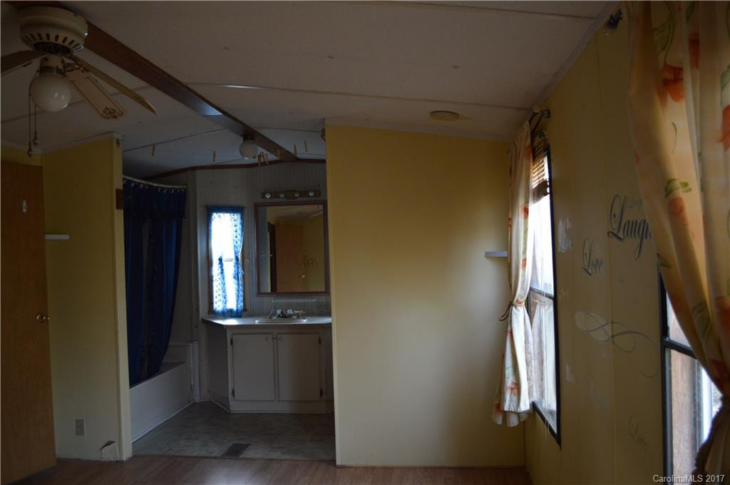 140 Green Acres Drive #19 - Photo 8