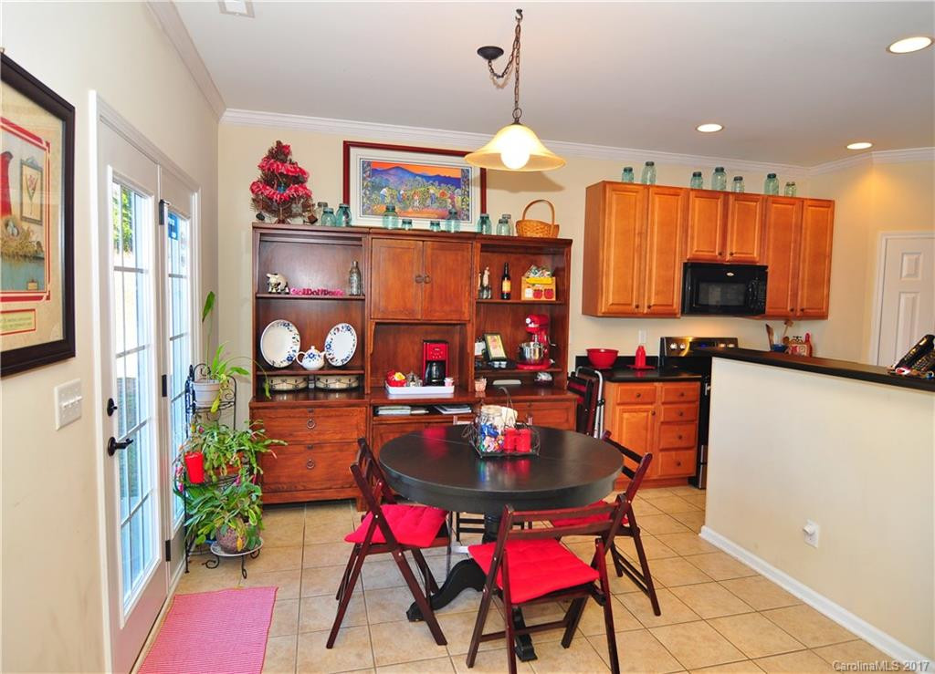318 Black River Road - Photo 4