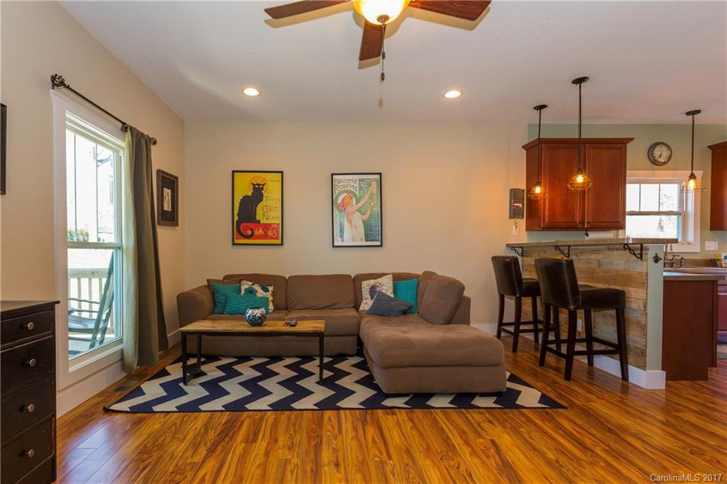 52 Tanner Oaks Drive - Photo 3