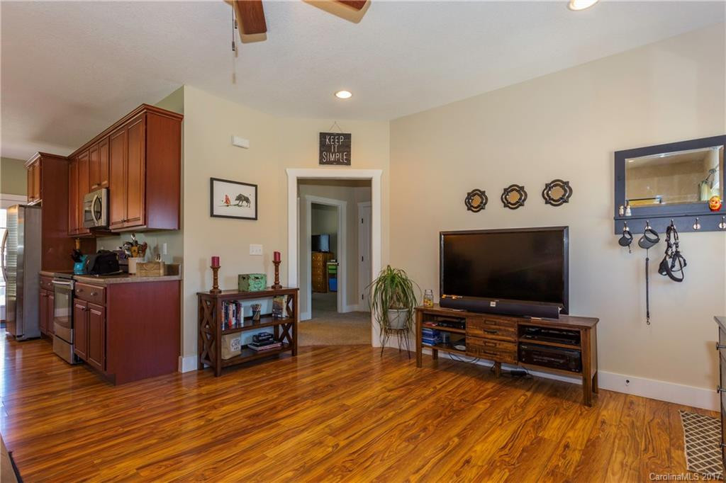 52 Tanner Oaks Drive - Photo 5