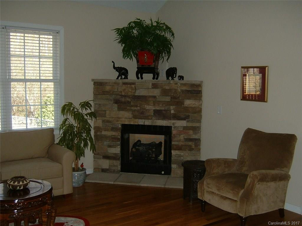 64 Streamside Drive - Photo 4