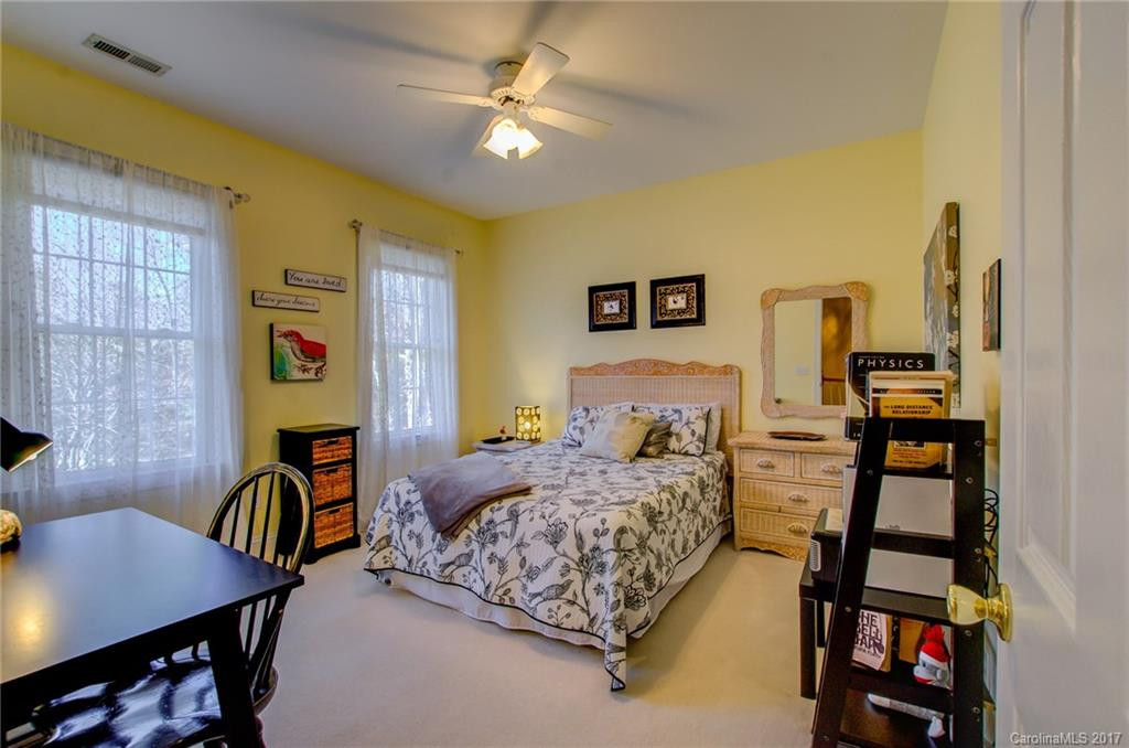 1006 Columbine Road - Photo 23
