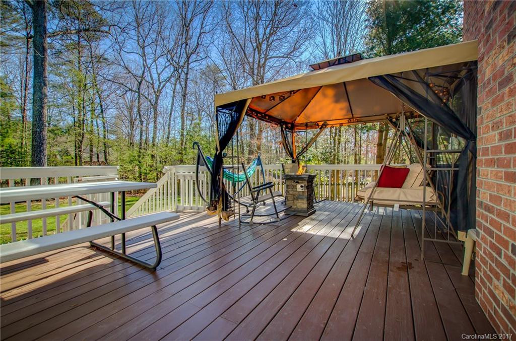1006 Columbine Road - Photo 5