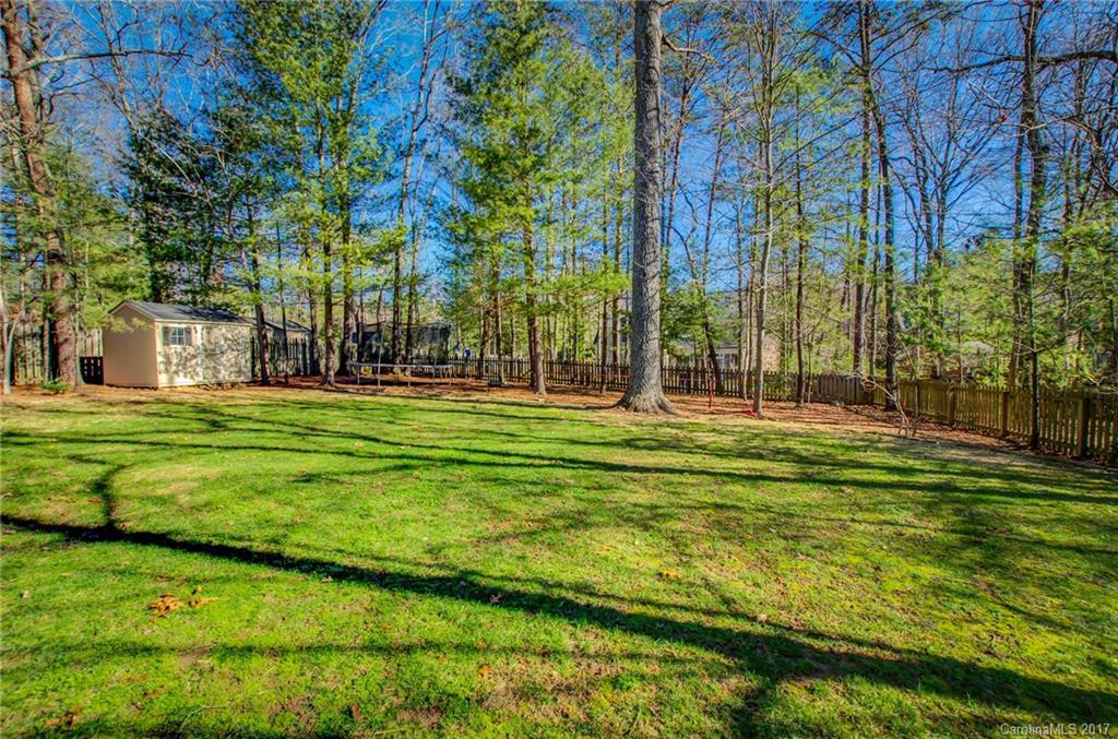 1006 Columbine Road - Photo 7