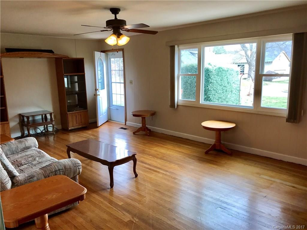 135 Bethel Drive - Photo 3