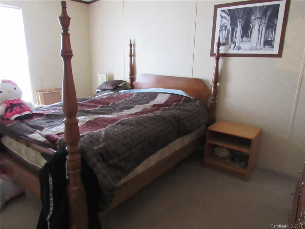 121 Maple Avenue - Photo 15