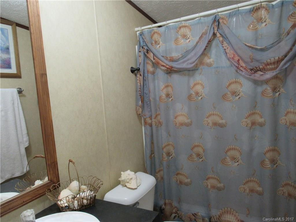 121 Maple Avenue - Photo 16