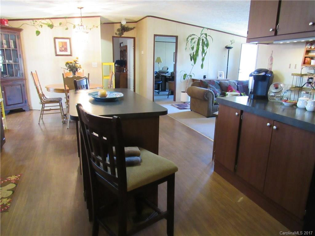 121 Maple Avenue - Photo 7