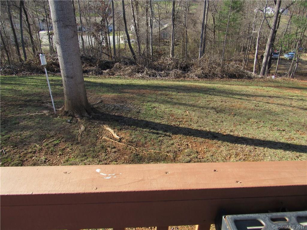 121 Maple Avenue - Photo 10