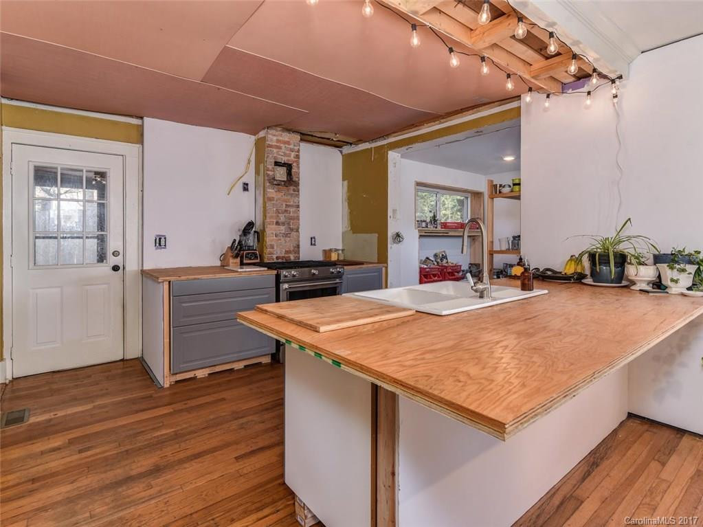 270 Forest Hill Drive - Photo 13