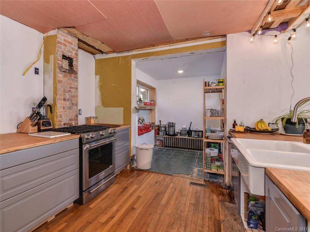 270 Forest Hill Drive - Photo 14