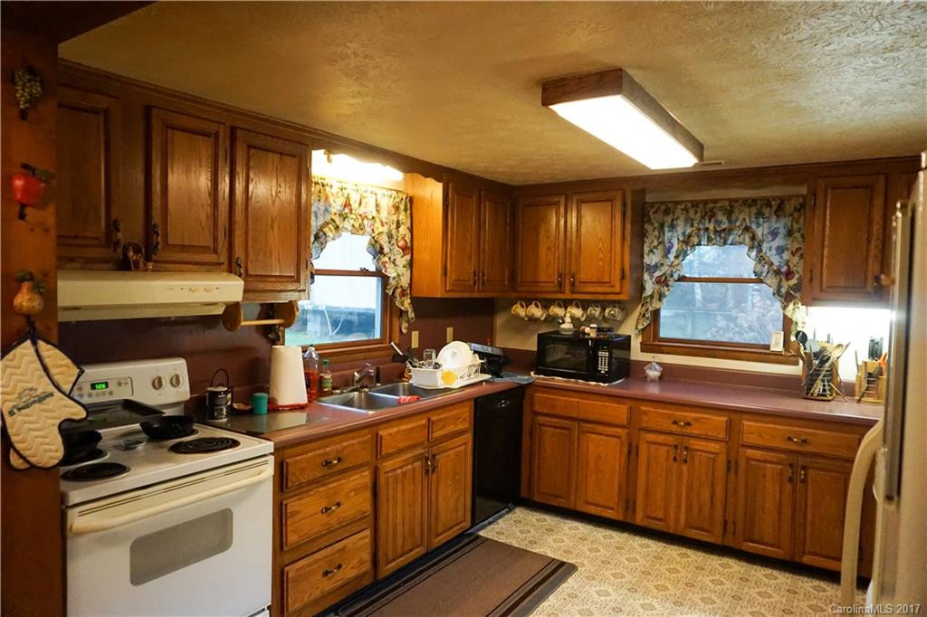 764 Brushy Creek Road - Photo 12