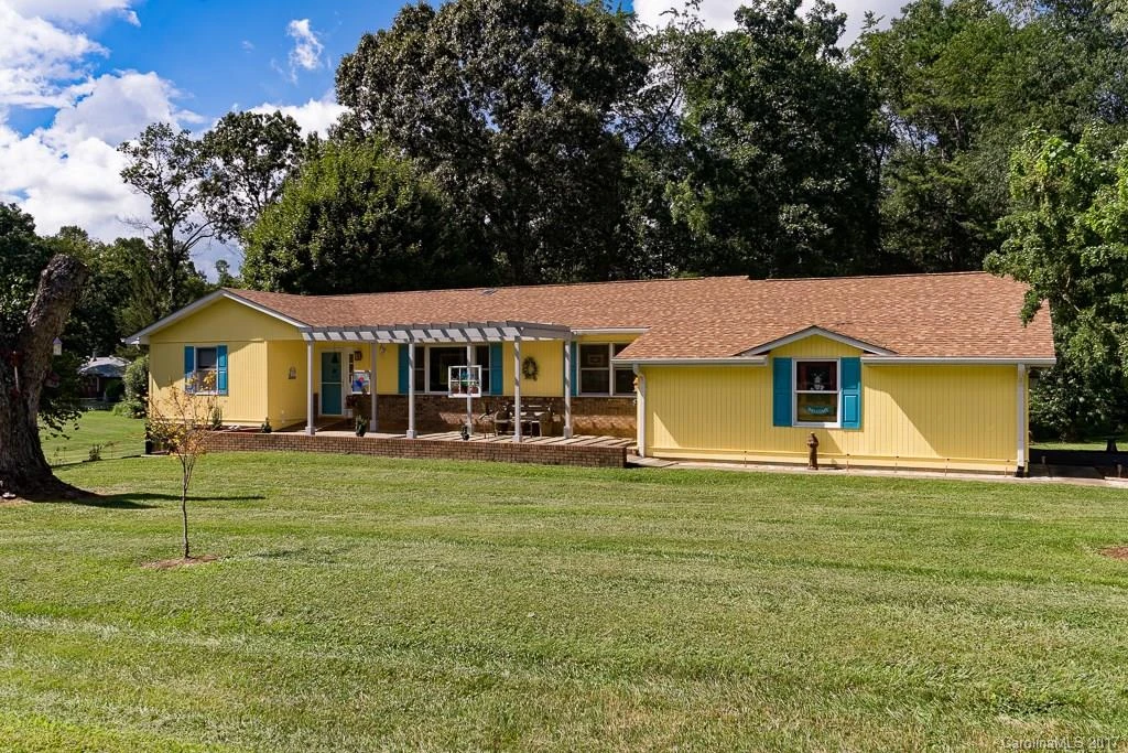 303 Melissa Way