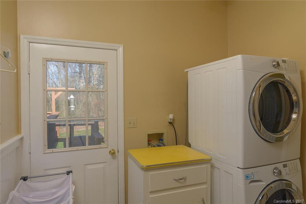 303 Melissa Way - Photo 20