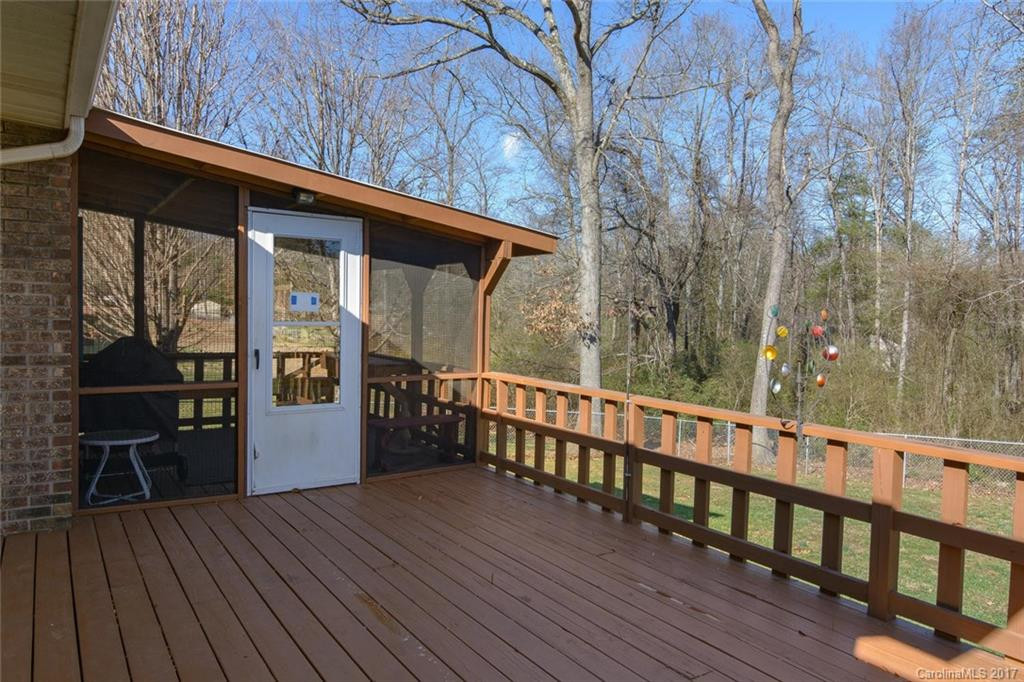 303 Melissa Way - Photo 21