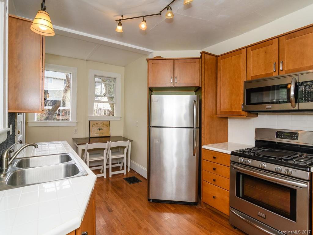45 Hillside Street - Photo 11