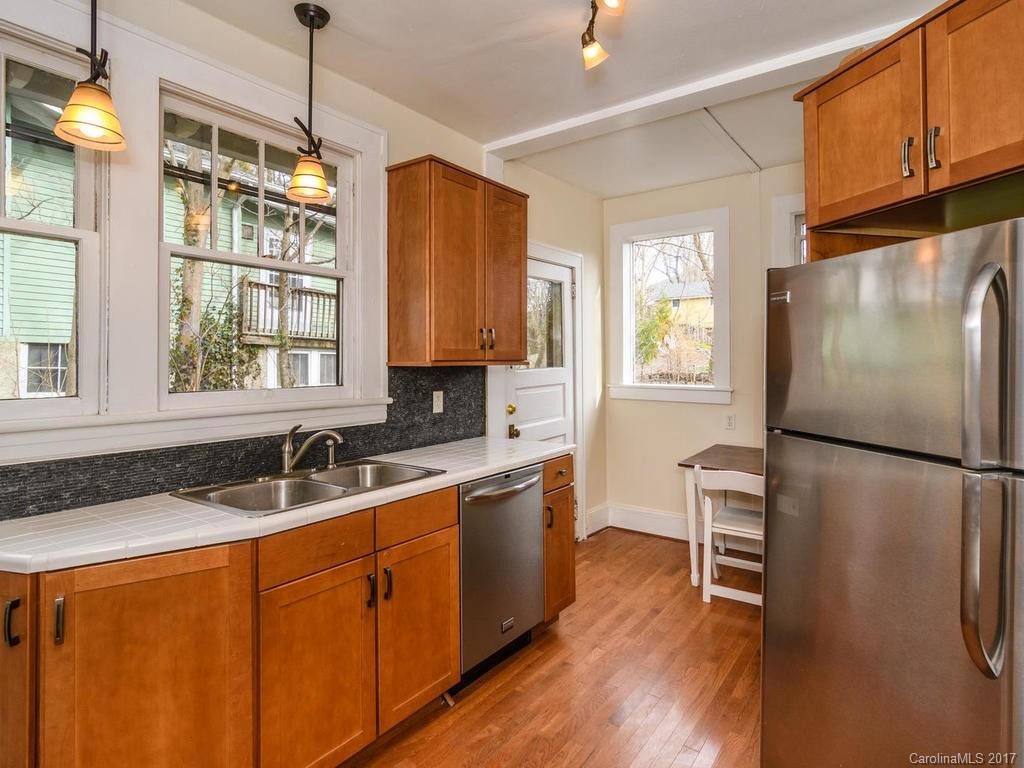 45 Hillside Street - Photo 12