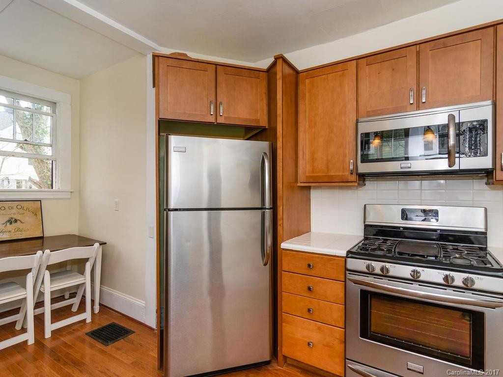 45 Hillside Street - Photo 13