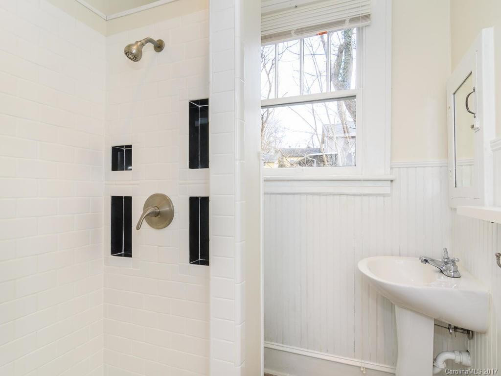 45 Hillside Street - Photo 16