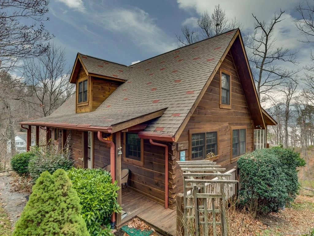 203 Hawthorne Drive