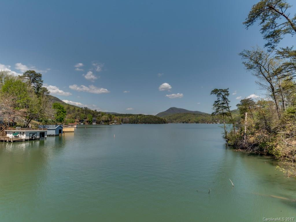 203 Hawthorne Drive - Photo 17