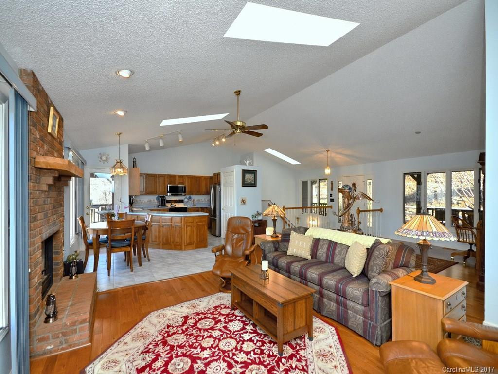320 Mountain Laurel None - Photo 14