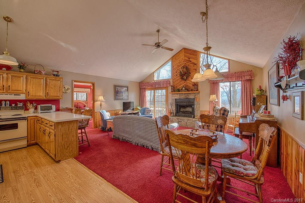 23 Smoky Lane - Photo 5
