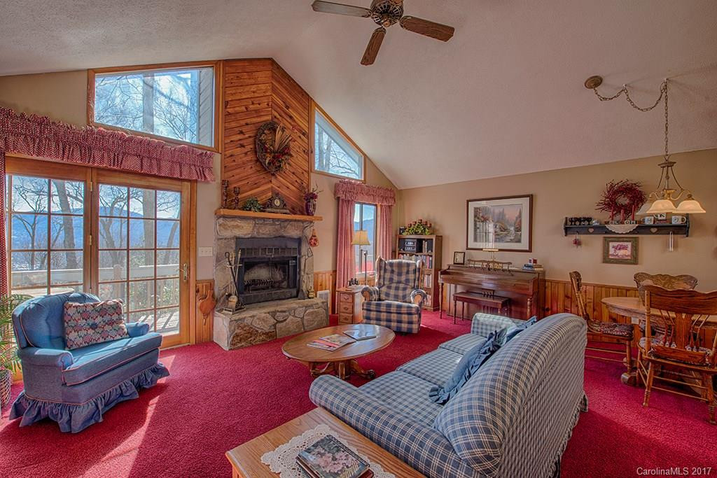 23 Smoky Lane - Photo 8