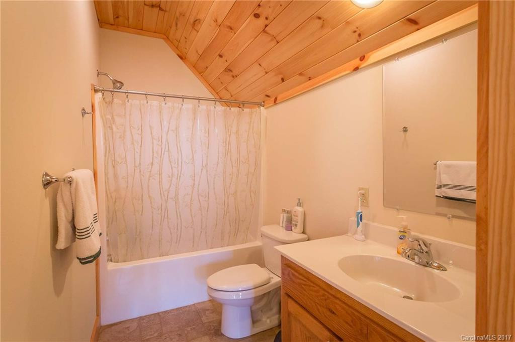 8053 Leafy Way - Photo 20