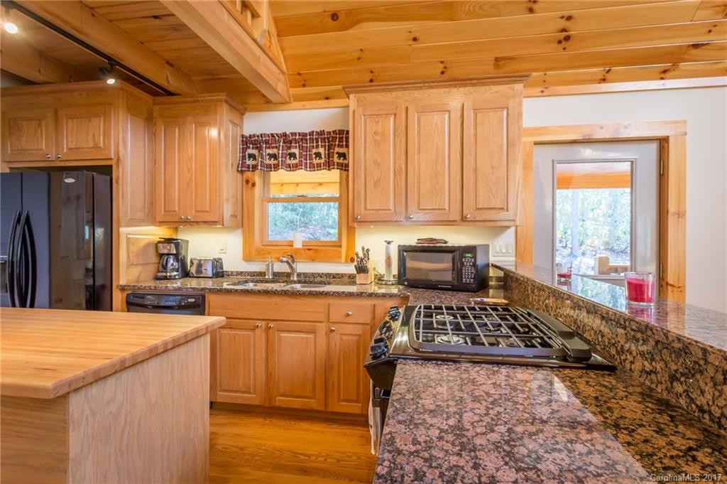8053 Leafy Way - Photo 9
