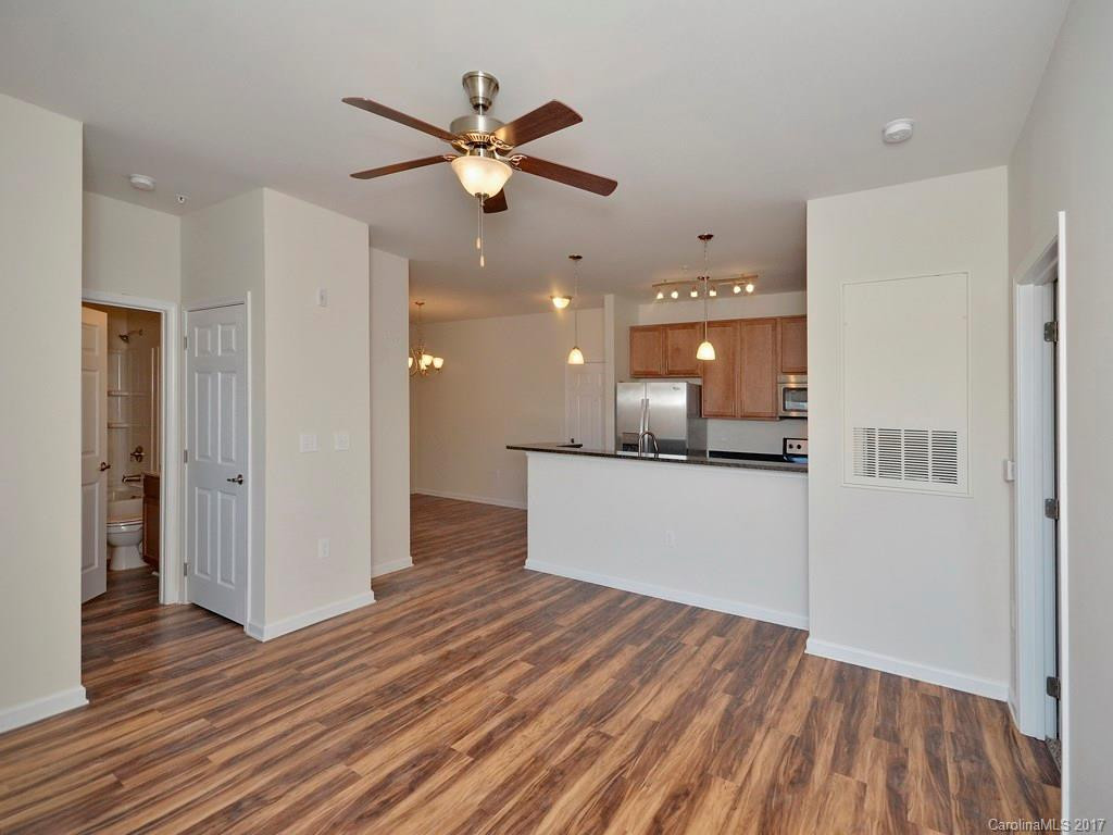 142 Brickton Village Circle #206 - Photo 3