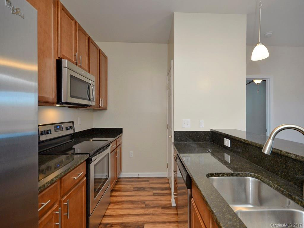 142 Brickton Village Circle #206 - Photo 5