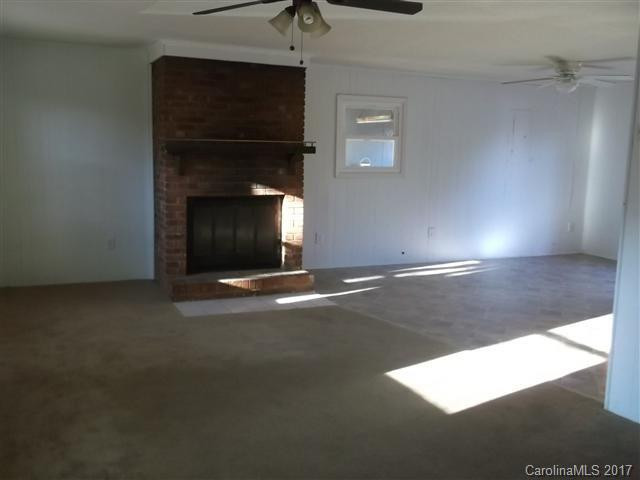 121 Astrid Lane - Photo 2