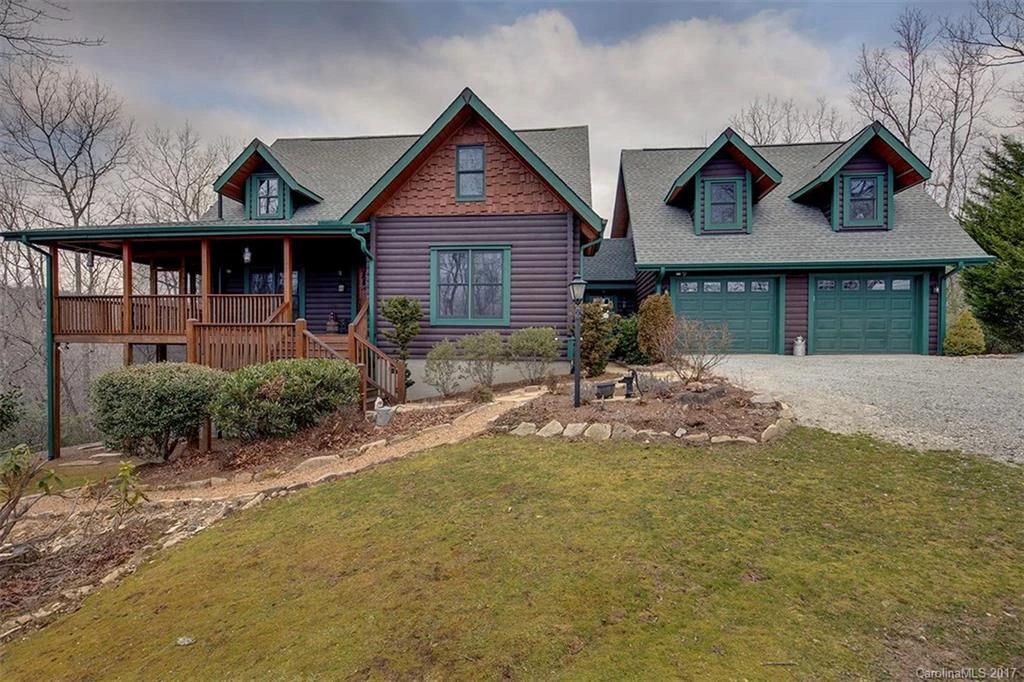 752 Sylvan Byway