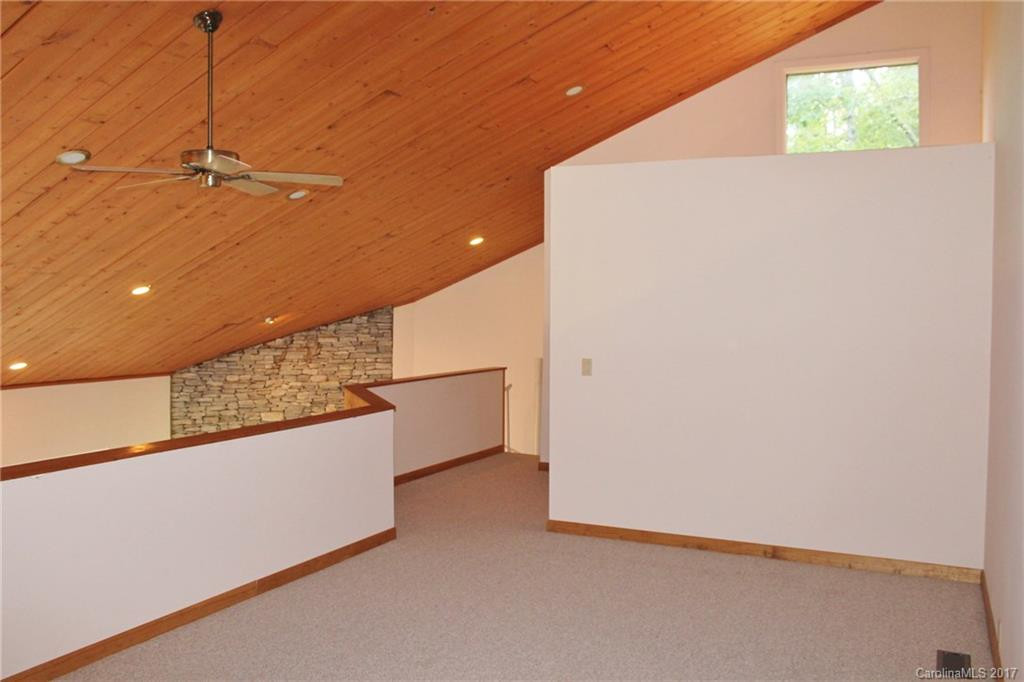 1621 Pinnacle Parkway - Photo 14