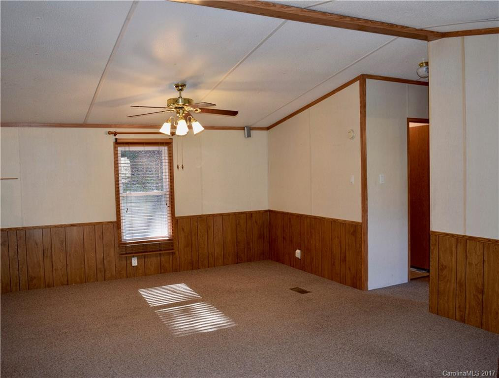 88 Crocus Drive - Photo 6
