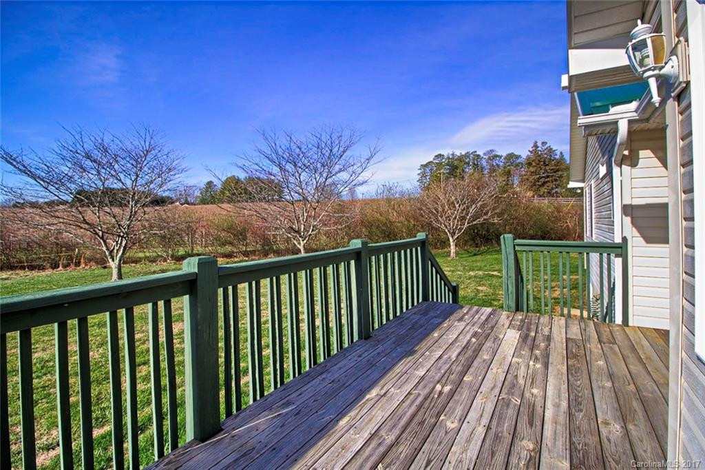 29 Cathy Court - Photo 2