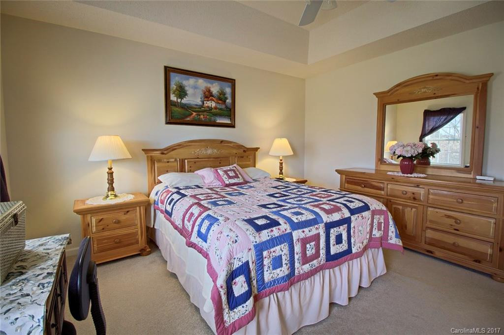 29 Cathy Court - Photo 14